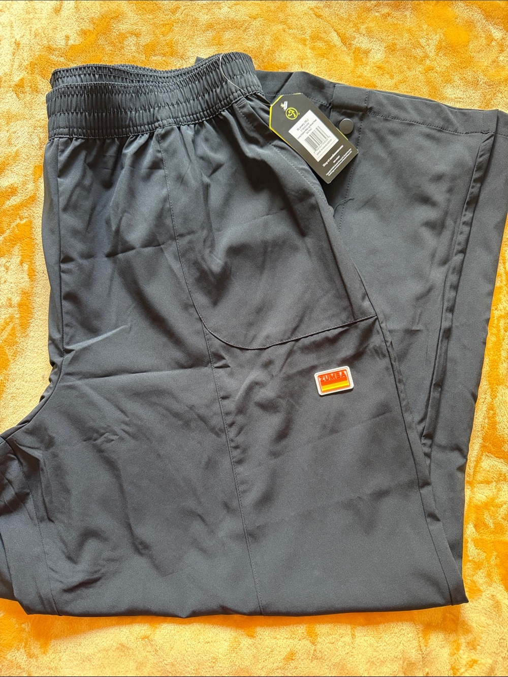 Zumba Fitness Men's Black Elastic-Waist Cargo Joggers with Patch